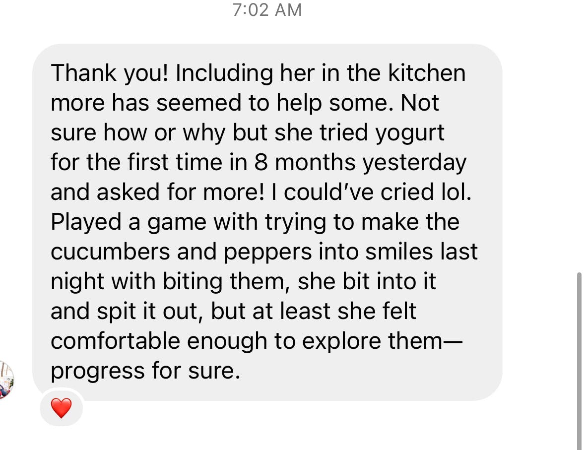 A review saying our course has taught her toddler how to play with food before eating it